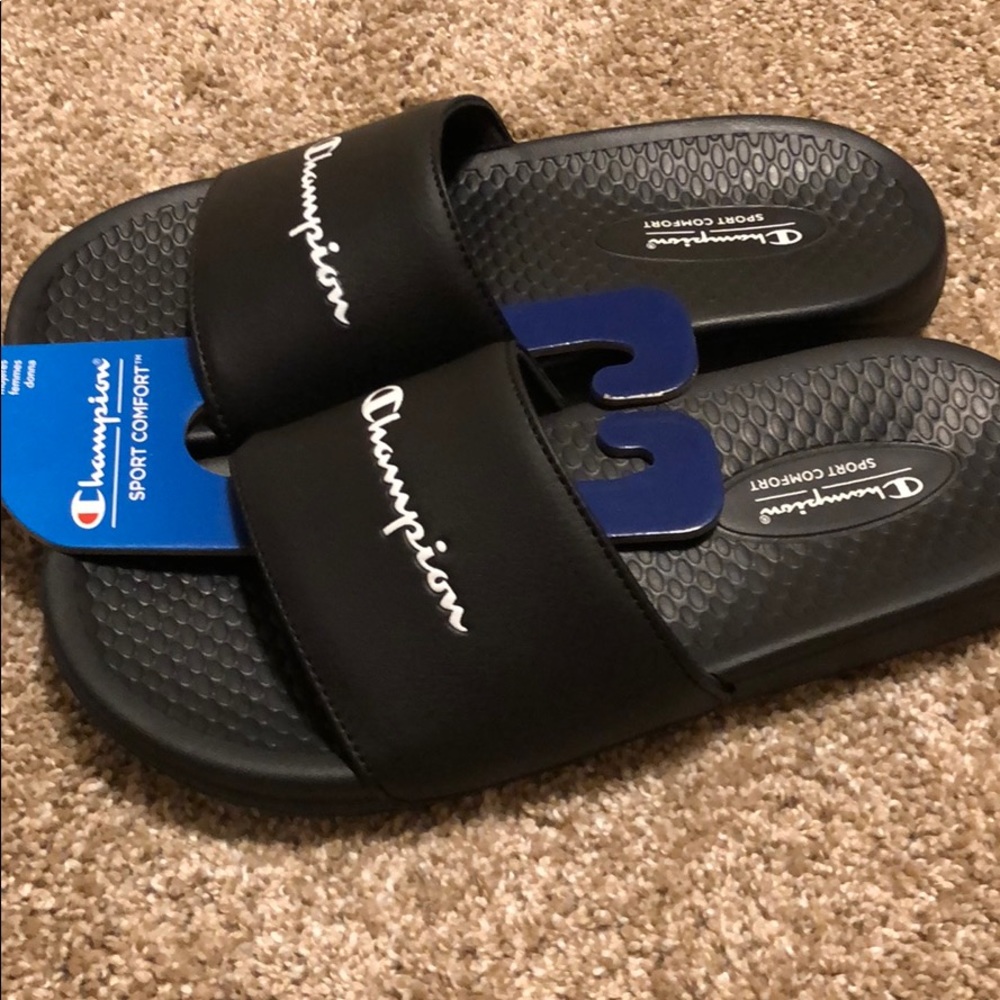 Women’s  black Champion sport comfort slides